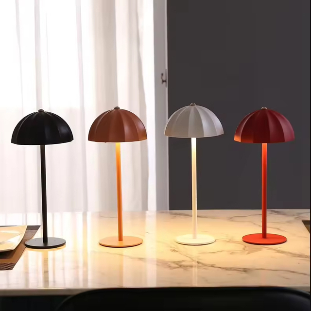  Decorative Bedroom Ambiance Restaurant Table Lamps