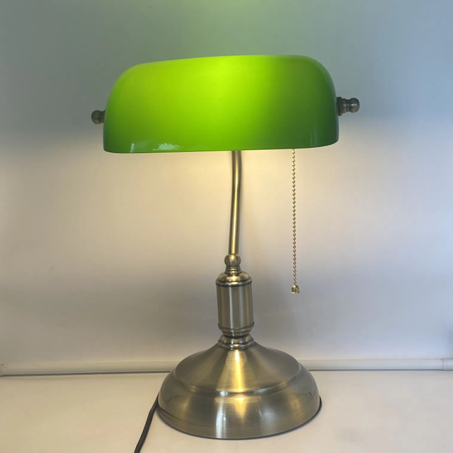 Green Tiffany Desk Light Bankers Table Lamp