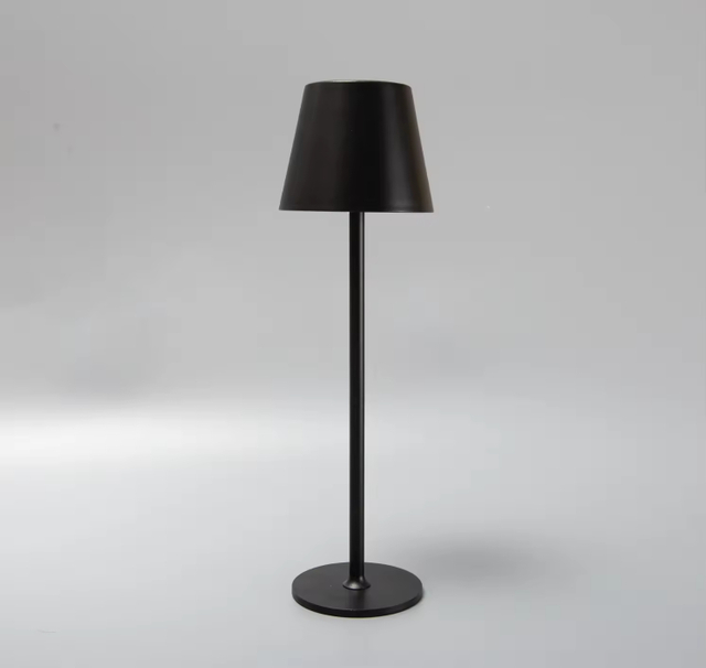 Rechargeable Small Night Light Iron Table Lamp