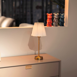 Build-in Rechargeable Battery Dimmable Light K24ACTL7