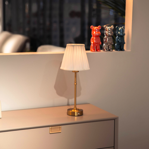 Build-in Rechargeable Battery Dimmable Light K24ACTL7