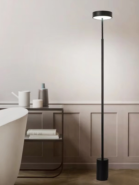 Floor-Lamp